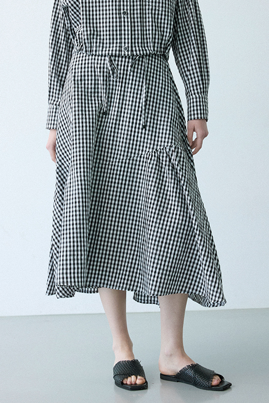 【La Pafait】美品　ラパフェ　ピンク　ツイードファーデカリボン　ポンチョ La♡Pafait ラパフェ リボンカーディガン♡ピンク